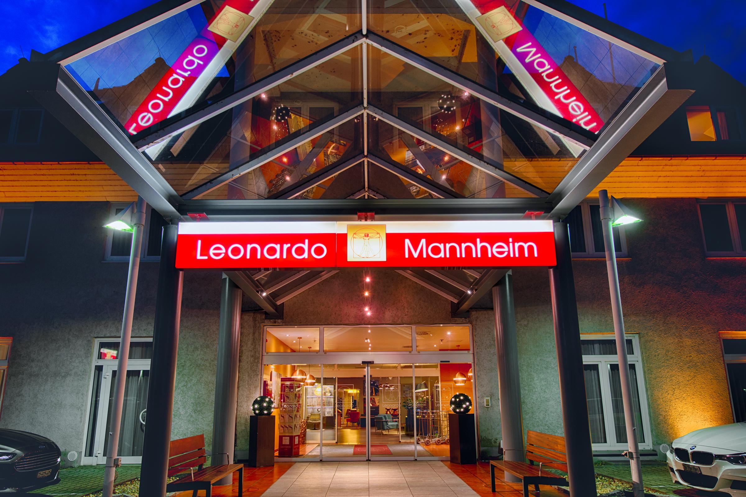 Leonardo Hotel Mannheim-Ладенбург Екстериор снимка